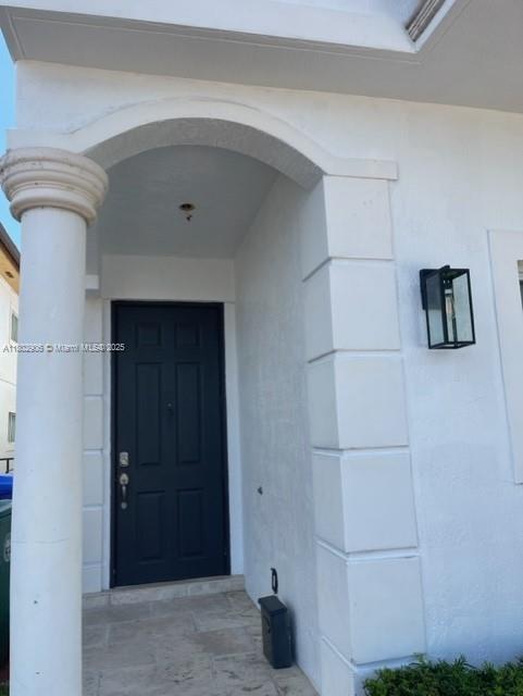 Rental Property at 3346 Sw 25th St 3346, Miami, Broward County, Florida - Bedrooms: 3 
Bathrooms: 3  - $4,000 MO.