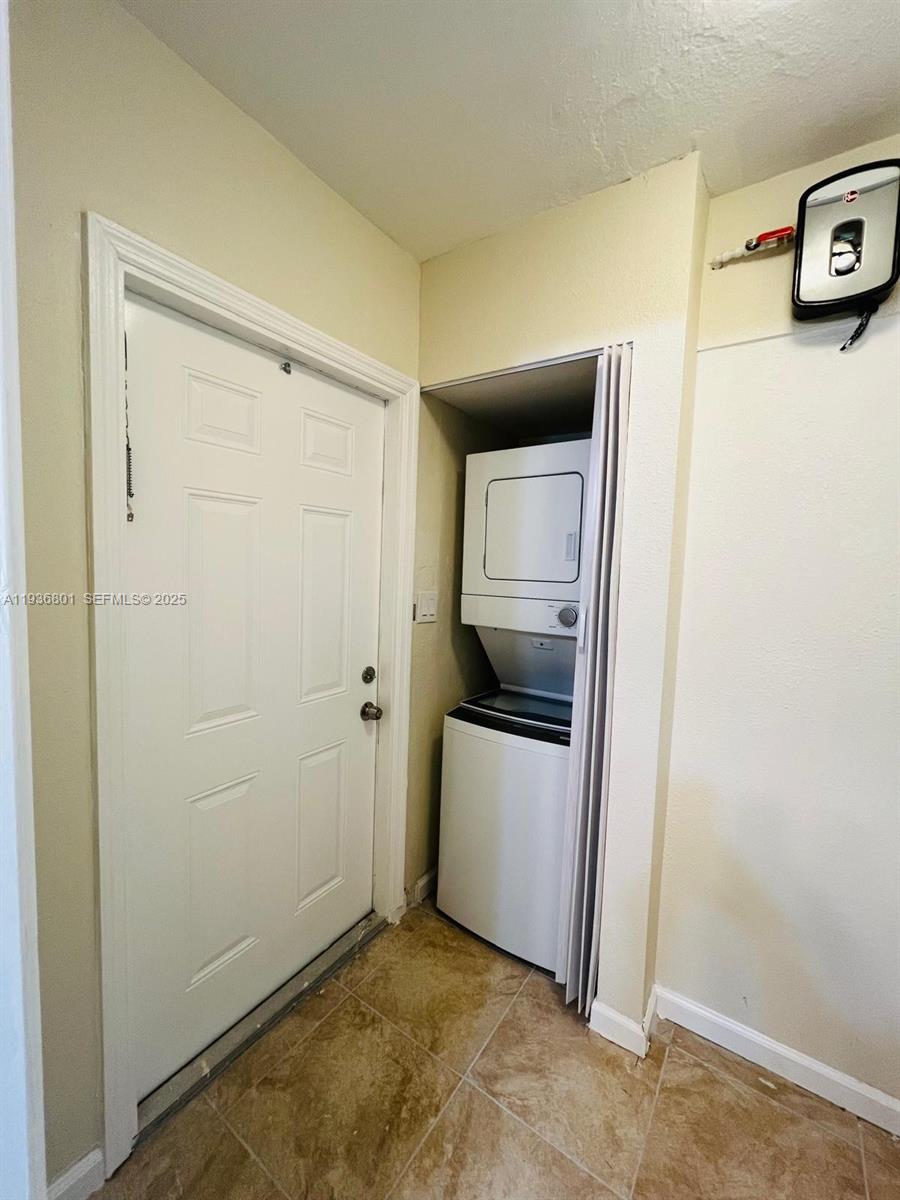 MELROSE PARK SECT 1 - Residential Lease