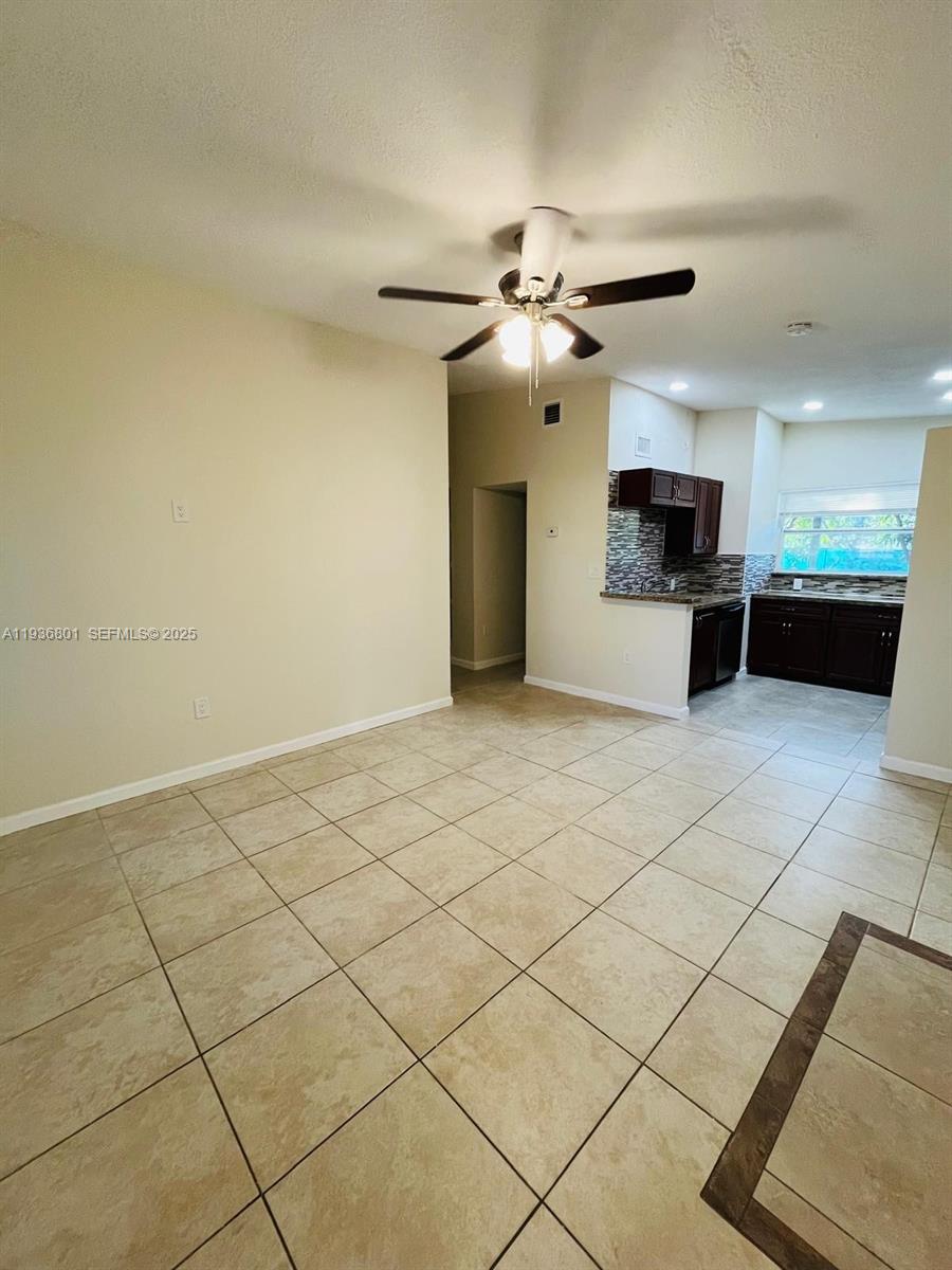 MELROSE PARK SECT 1 - Residential Lease