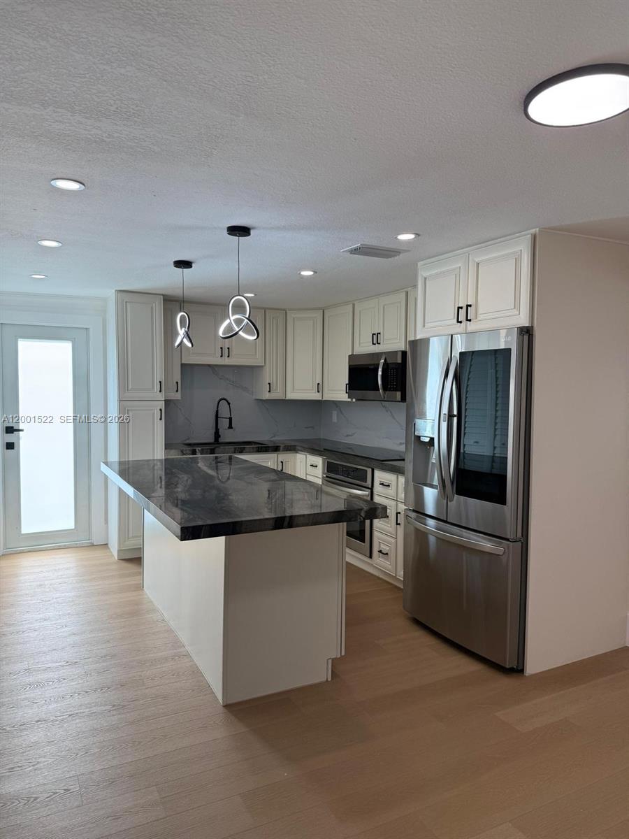 THE TROPICS AMD - Residential