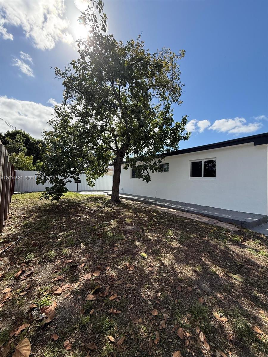 THE TROPICS AMD - Residential