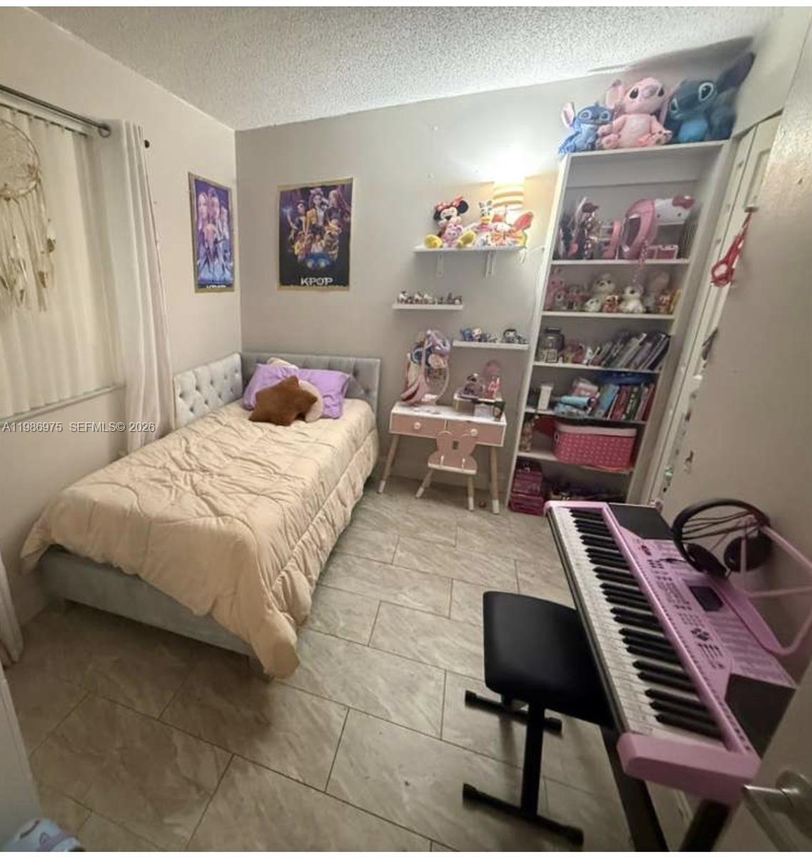 VERABELLA FALLS CONDO - Residential Lease