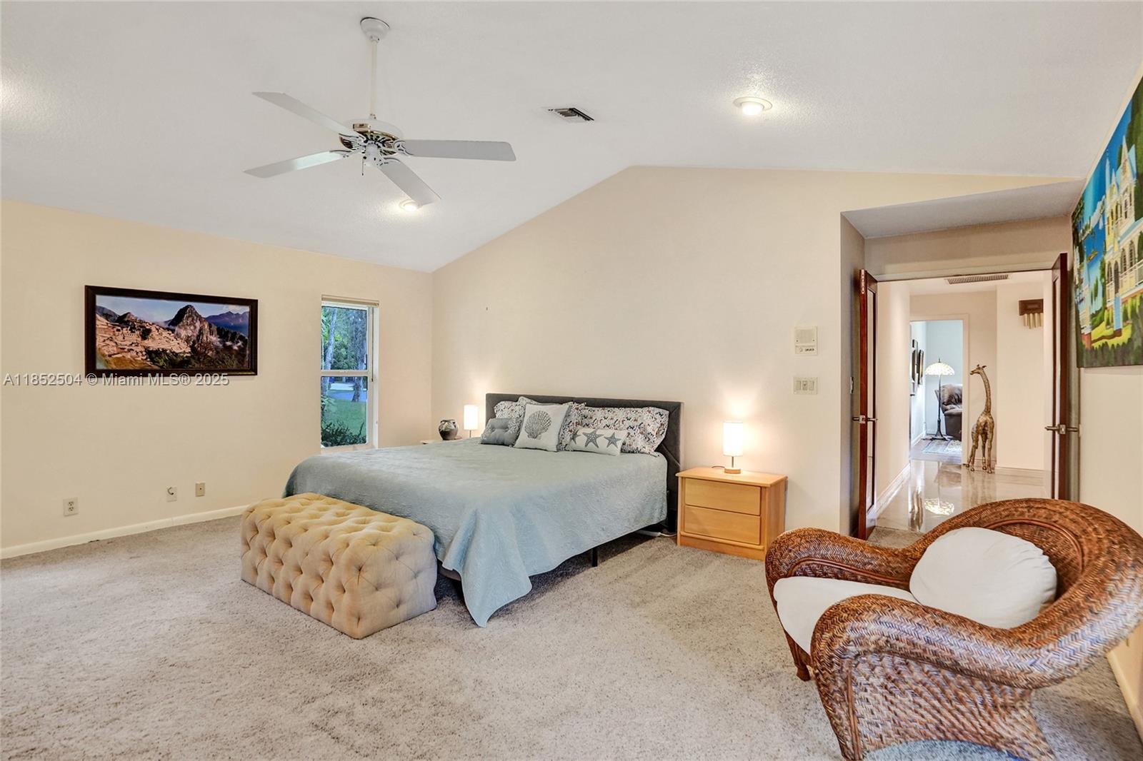 WHISPERING WOODS - Residential