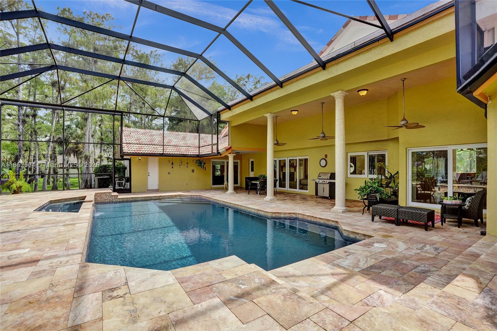 WHISPERING WOODS - Residential