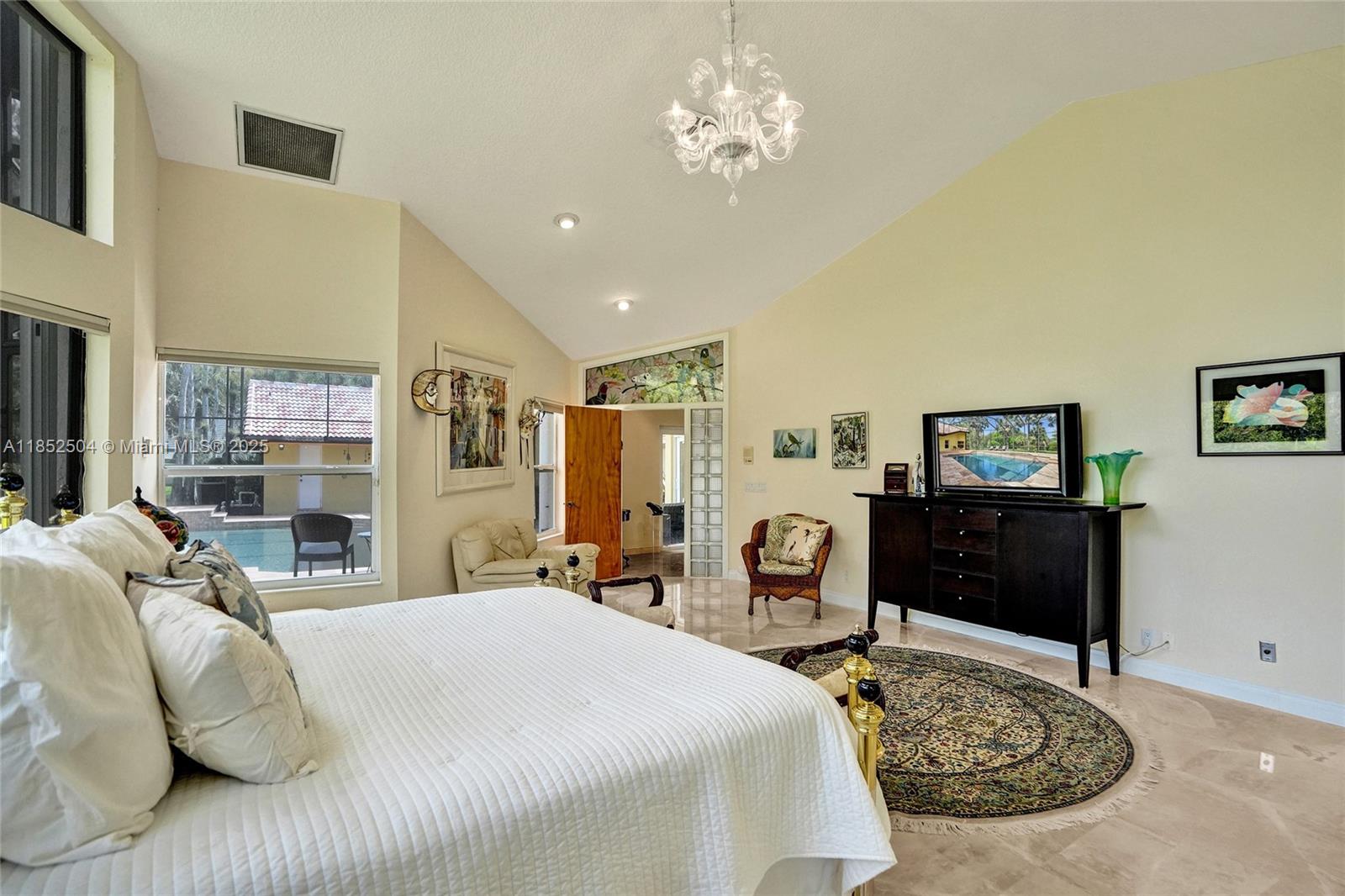 WHISPERING WOODS - Residential