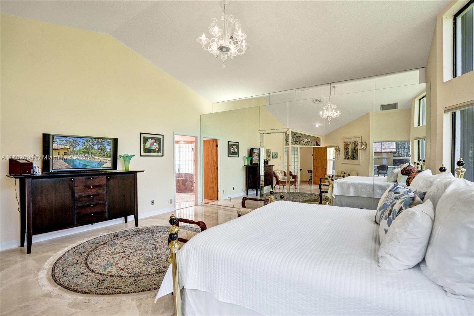 WHISPERING WOODS - Residential