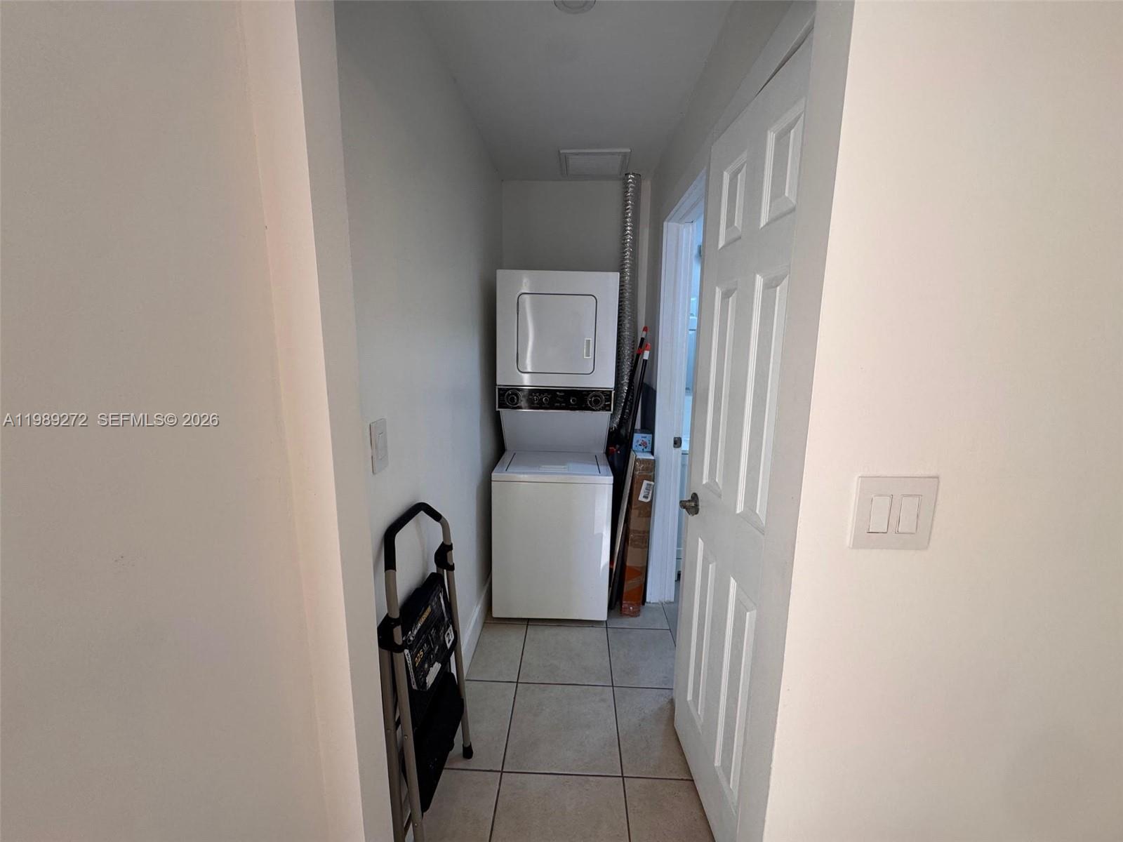 WESTGATE GDNS - Residential Lease