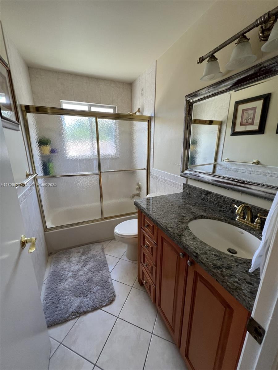 OLYMPIA & YORK RESIDENTIA - Residential