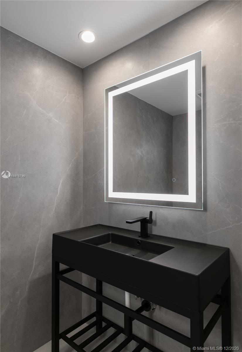 FLAMINGO TERRACE SUB - Residential