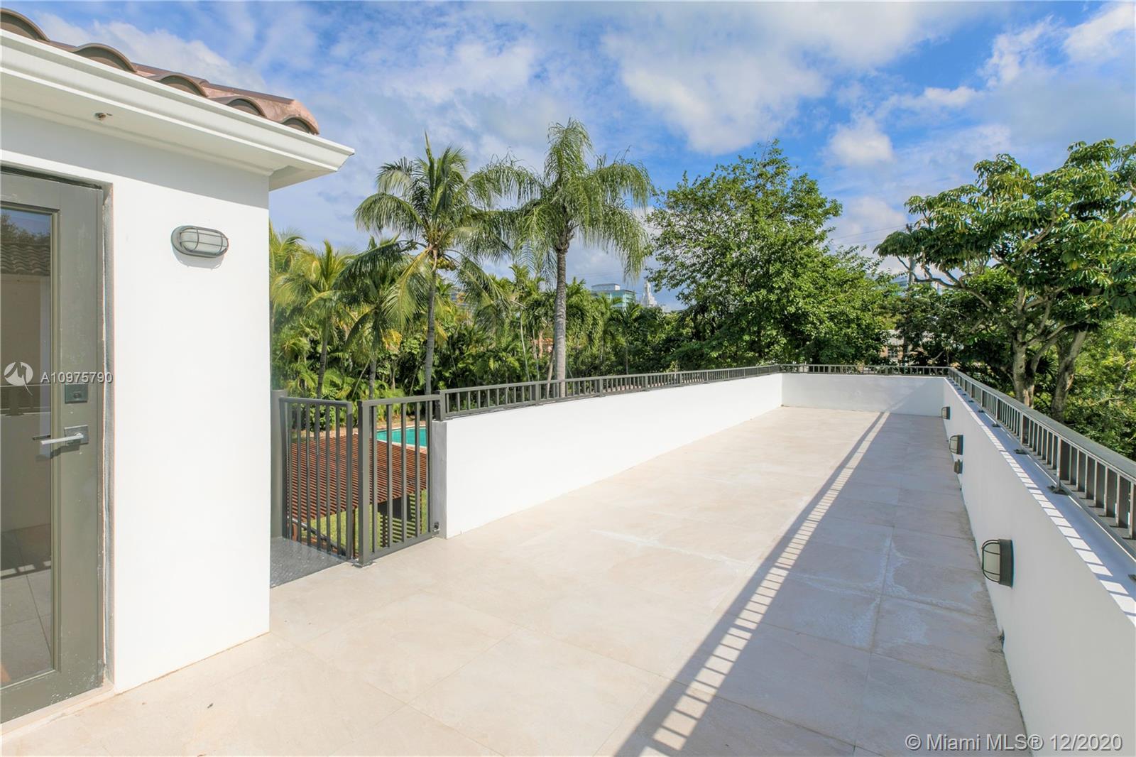 FLAMINGO TERRACE SUB - Residential