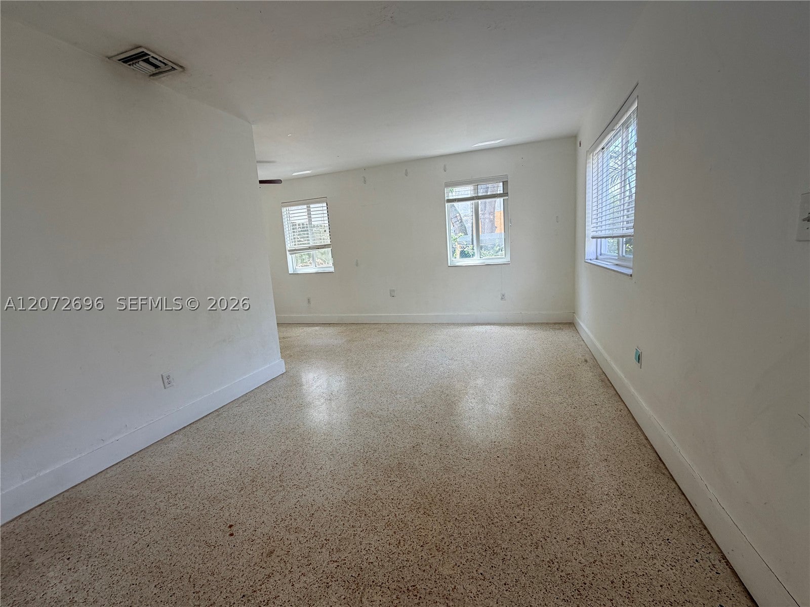 3068 Carter St 1