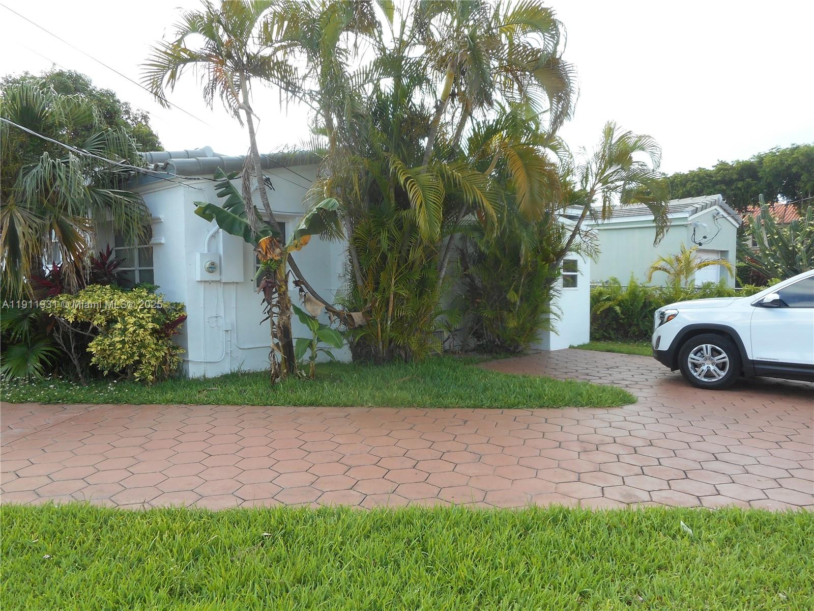 SECOND AMD PLAT OF NORMAN - Residential Lease