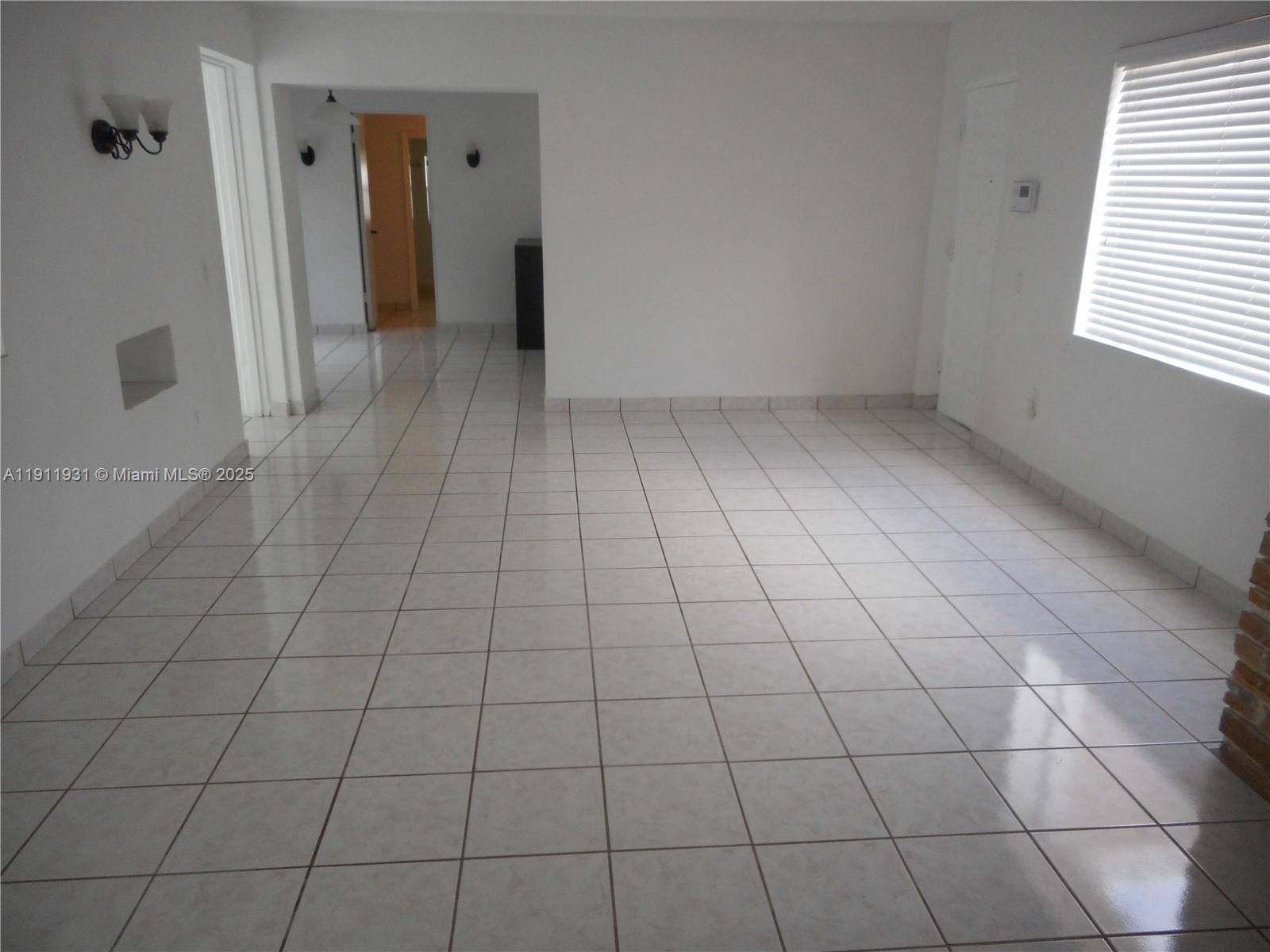 SECOND AMD PLAT OF NORMAN - Residential Lease