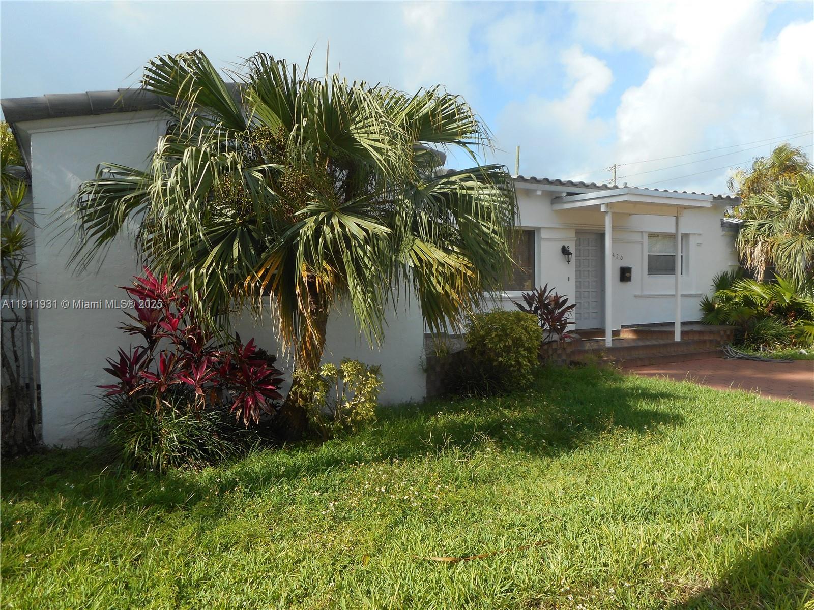 SECOND AMD PLAT OF NORMAN - Residential Lease