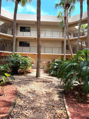 8025 SW 107TH AVE APT 313, MIAMI, FL 33173 - Image 05f2ae3ffc9daf8d195db362467b4060/158875334