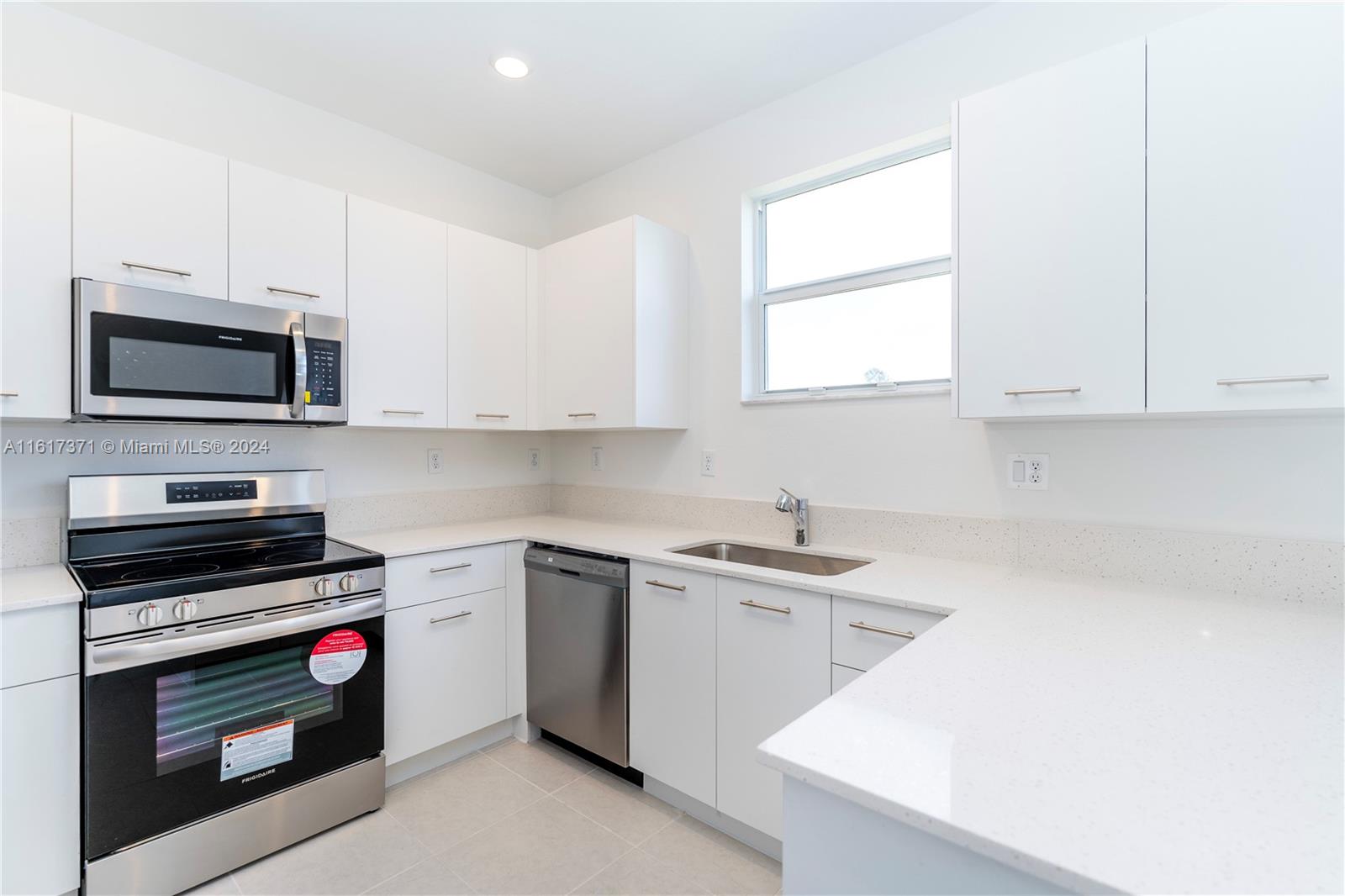 WESTVIEW - Residential Lease