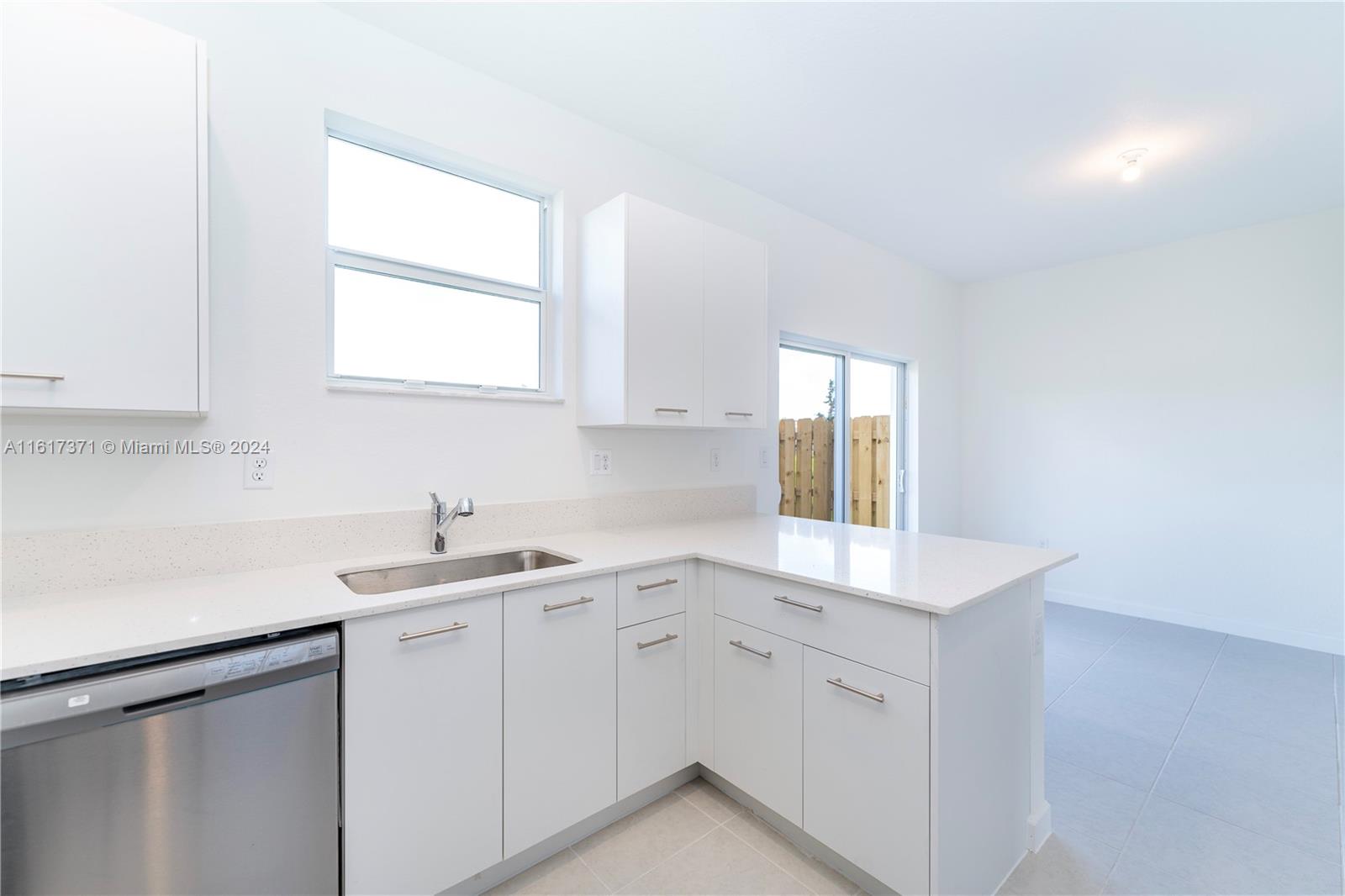 WESTVIEW - Residential Lease