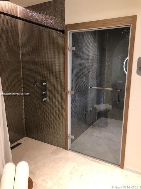 SLS LUX - Residential