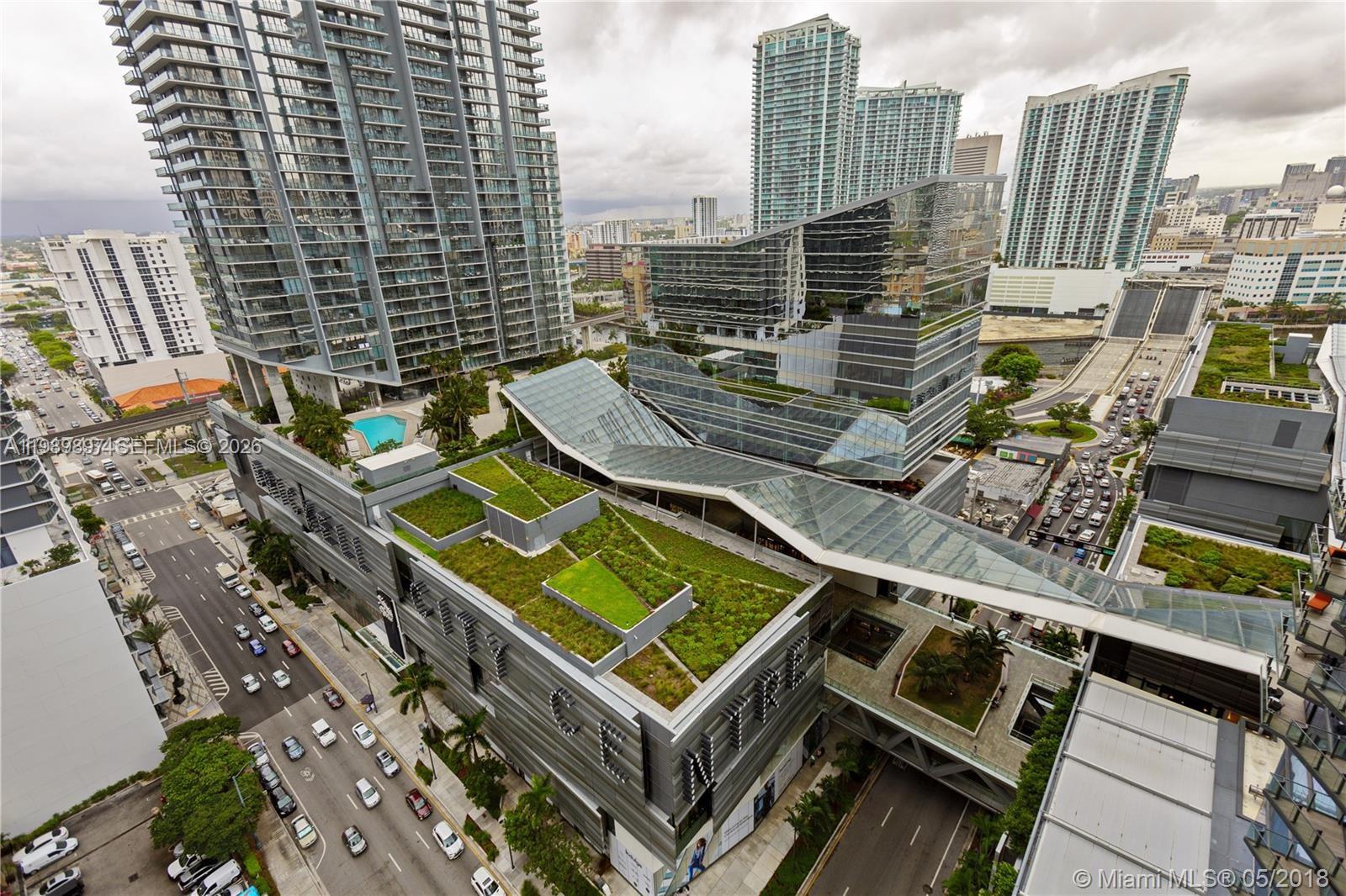 SLS LUX - Residential