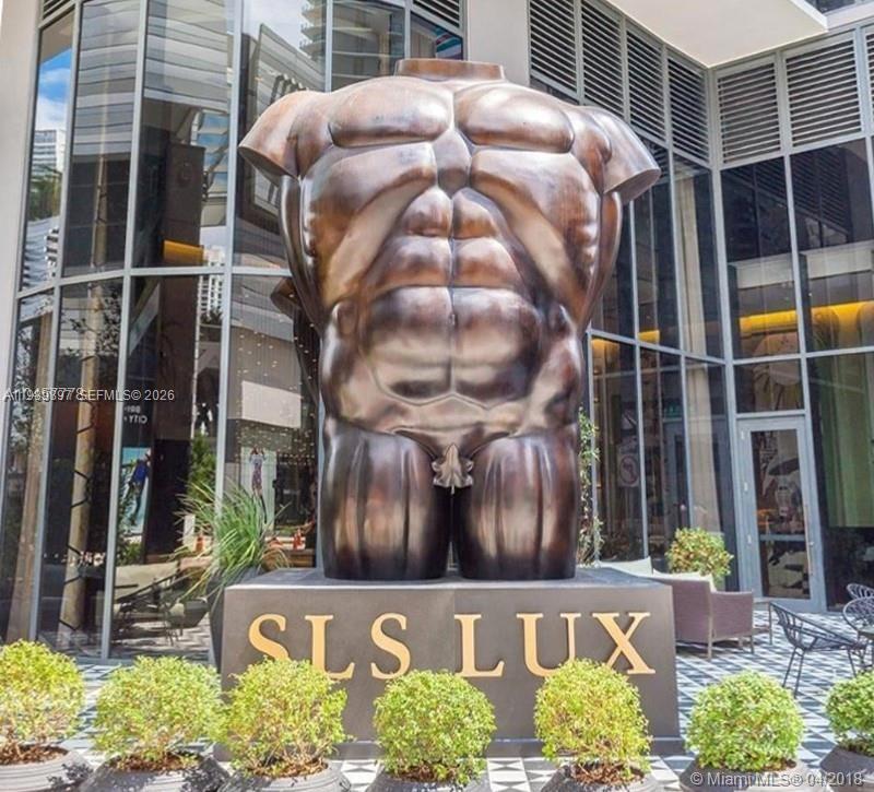 SLS LUX - Residential