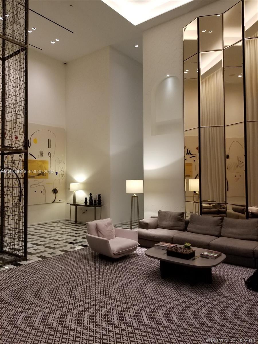 SLS LUX - Residential