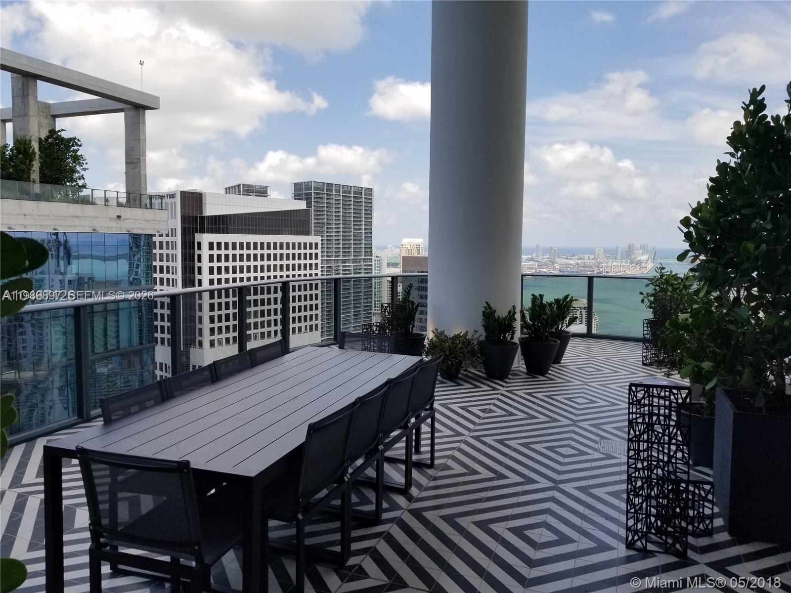 SLS LUX - Residential