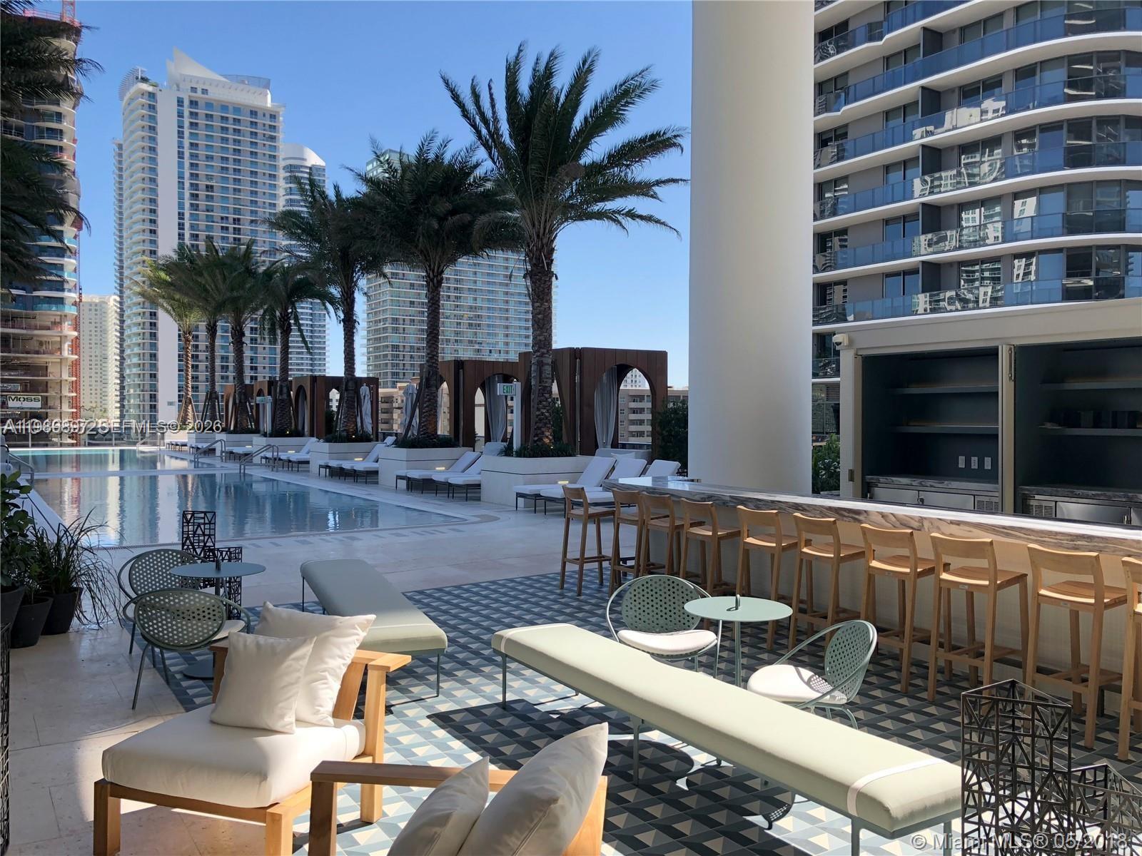 SLS LUX - Residential