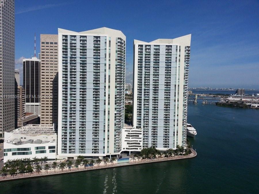 ONE MIAMI EAST CONDO - Residential Lease