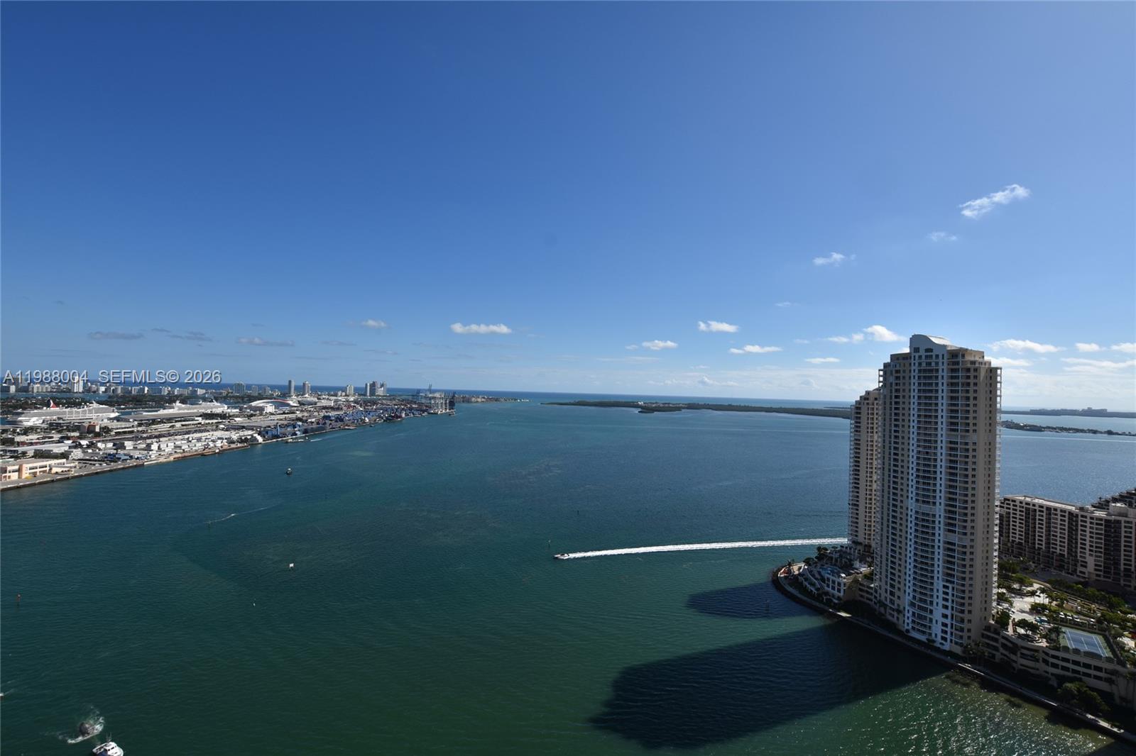 ONE MIAMI EAST CONDO - Residential Lease
