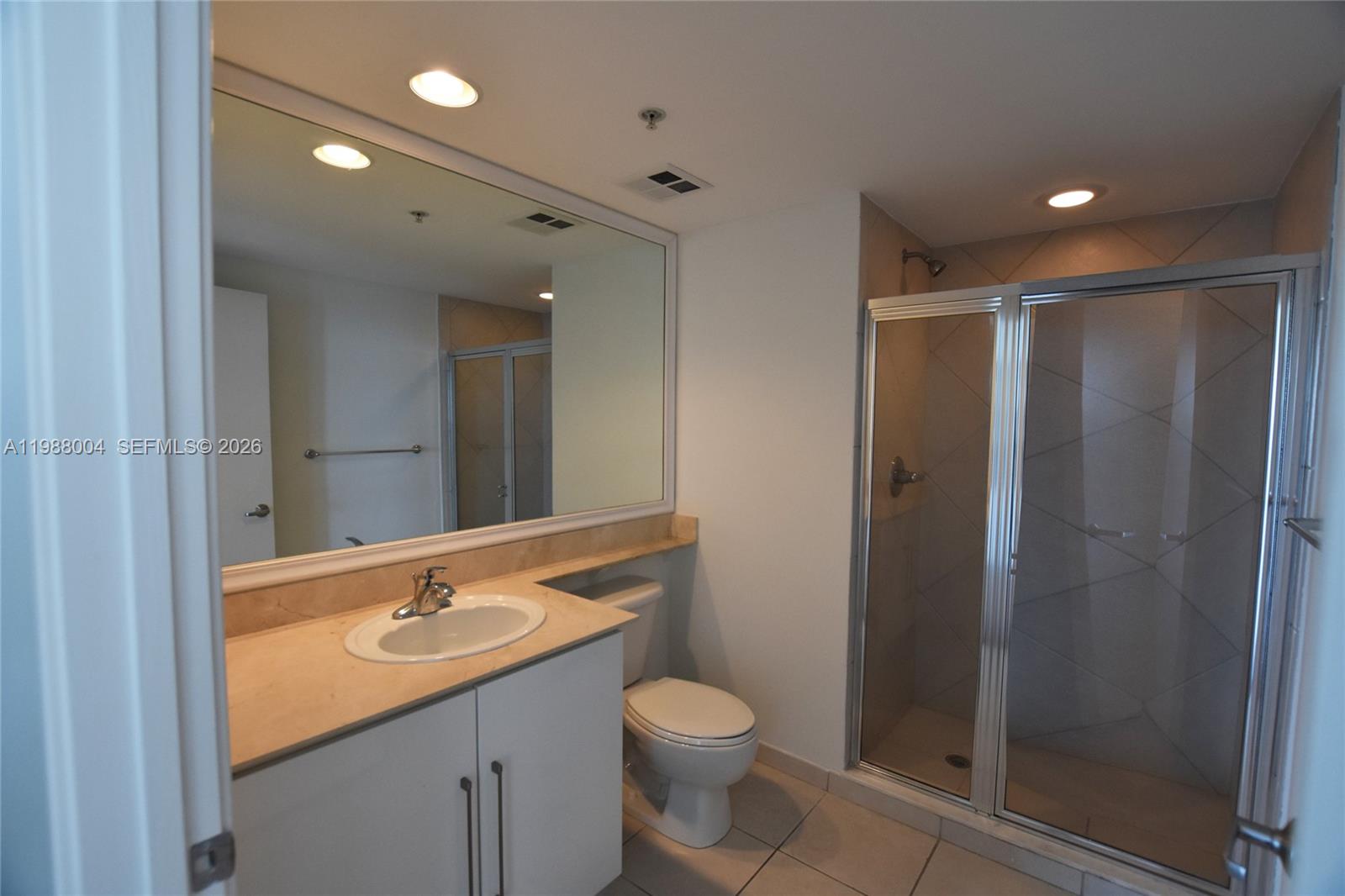 ONE MIAMI EAST CONDO - Residential Lease