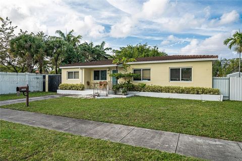 Single Family Residence in Miami FL 3941 13th St.jpg