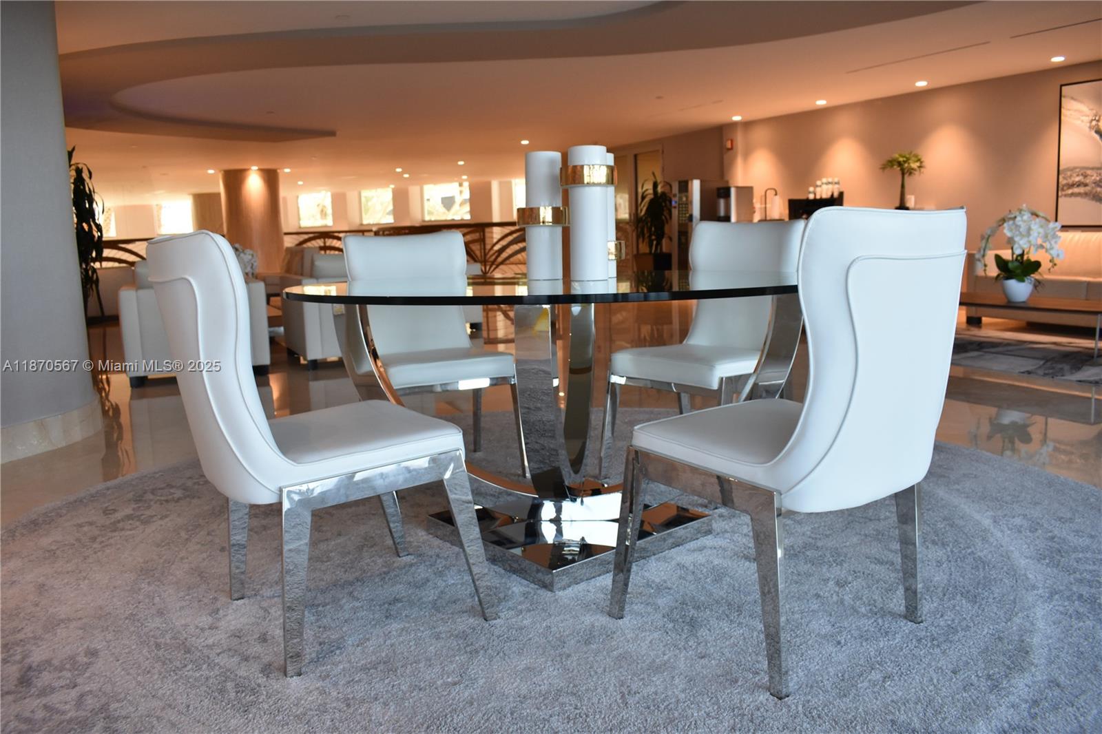 THE PINNACLE CONDO - Residential Lease