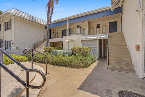 Tiny photo for 8609 SW 68th Ct #22, Pinecrest, FL 33156 (MLS # A12012248)