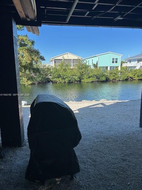 CAHILL PINES AND PALMS - Residential