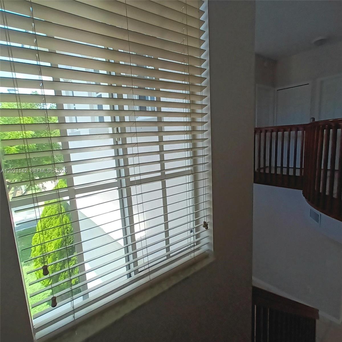 KENDALL VILLAGE TOWNVILLAS - Residential