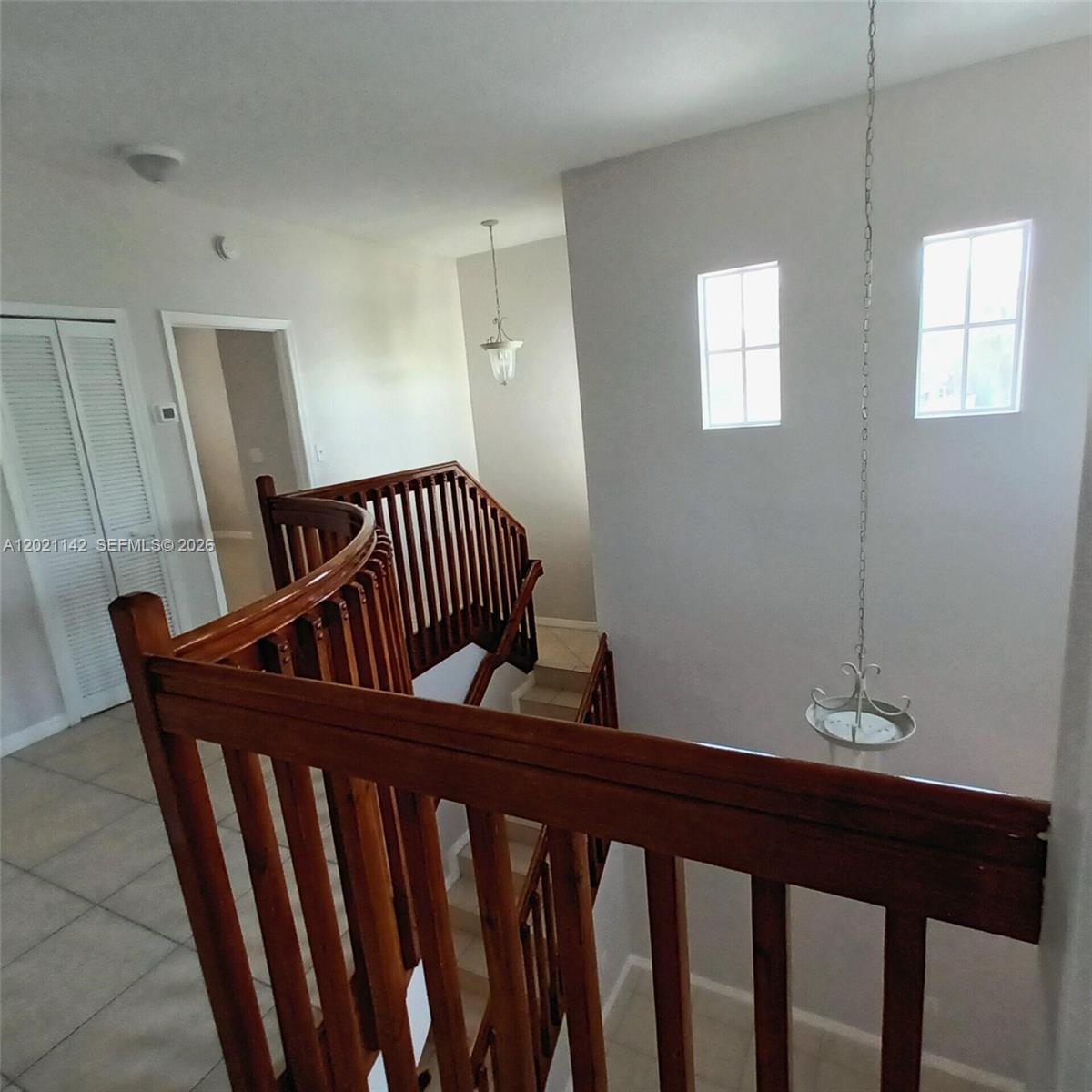 KENDALL VILLAGE TOWNVILLAS - Residential