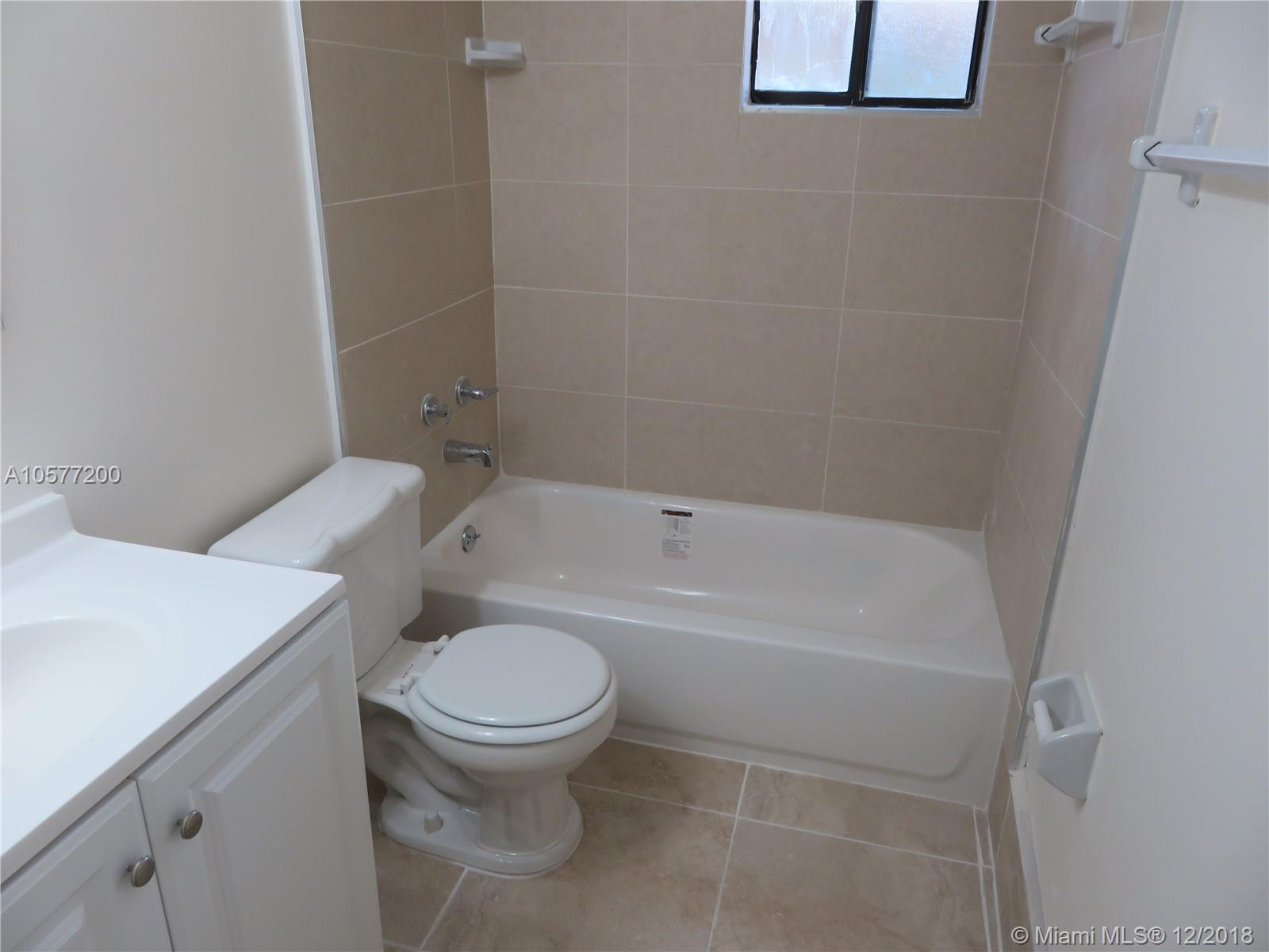 THE HORIZONS CONDO #4 - Residential Lease