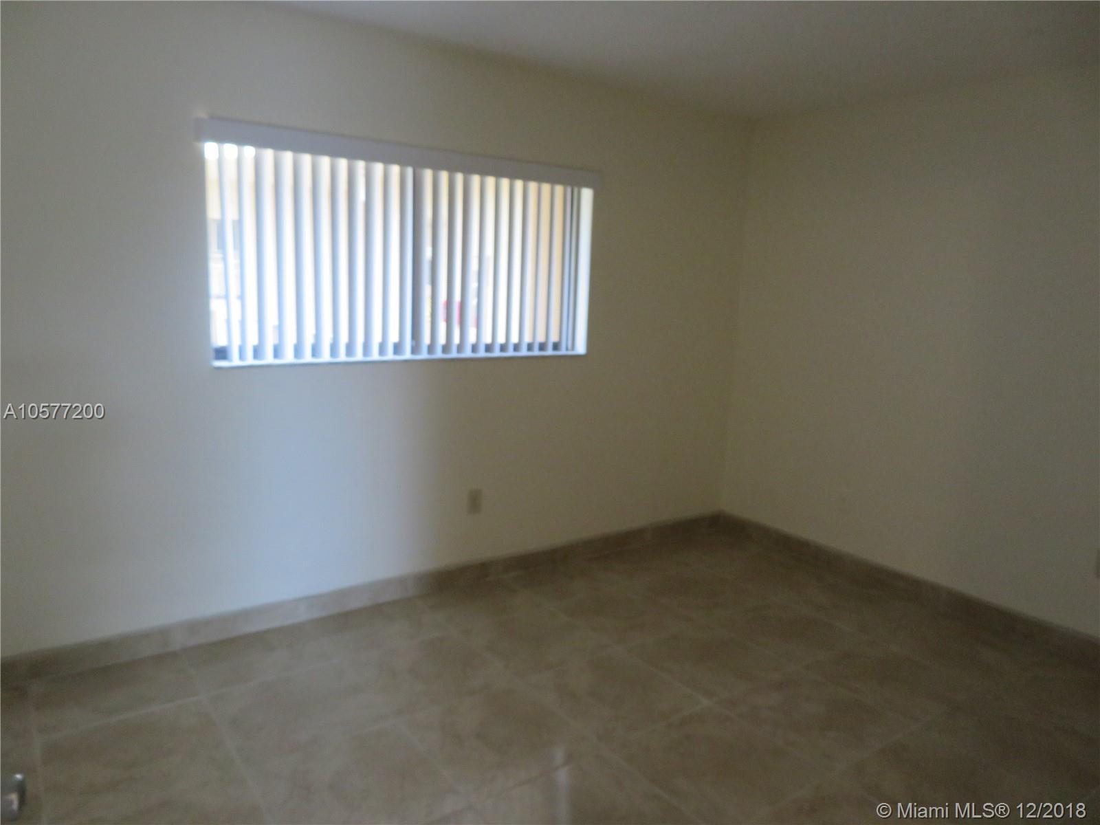 THE HORIZONS CONDO #4 - Residential Lease