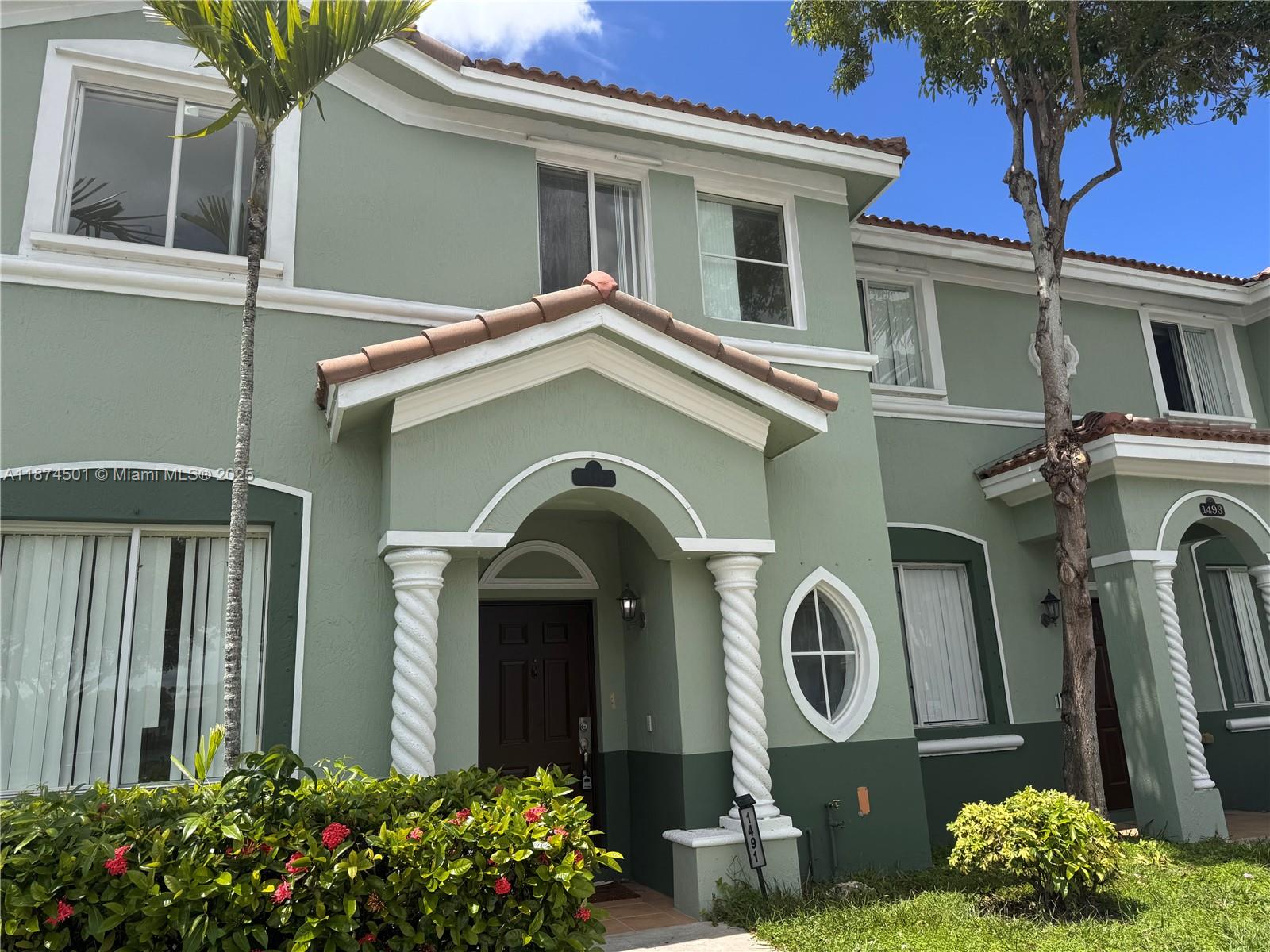 SHOMA KEYS COVE COMPLEX IN HOMESTEAD! REMODELED KITCHEN, TILE THROUGHOUT, WASHER AND DRYER INSIDE, 2 STORY TOWNHOUSE WITH AMPLE STORAGE SPACE AND A SMALL PATIO, 2 bed upstairs and master bathroom 3RD bed downstairs , dining room and living room downstairs with another bedroom downstairs and a full bath. Located near Publix, the mall and major expressways.
Driving Directions: PLEASE TEXT