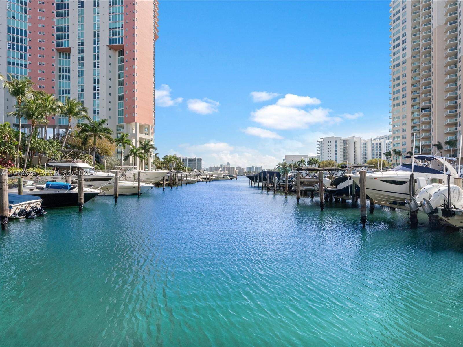 AVENTURA MARINA CONDO NUM - Residential