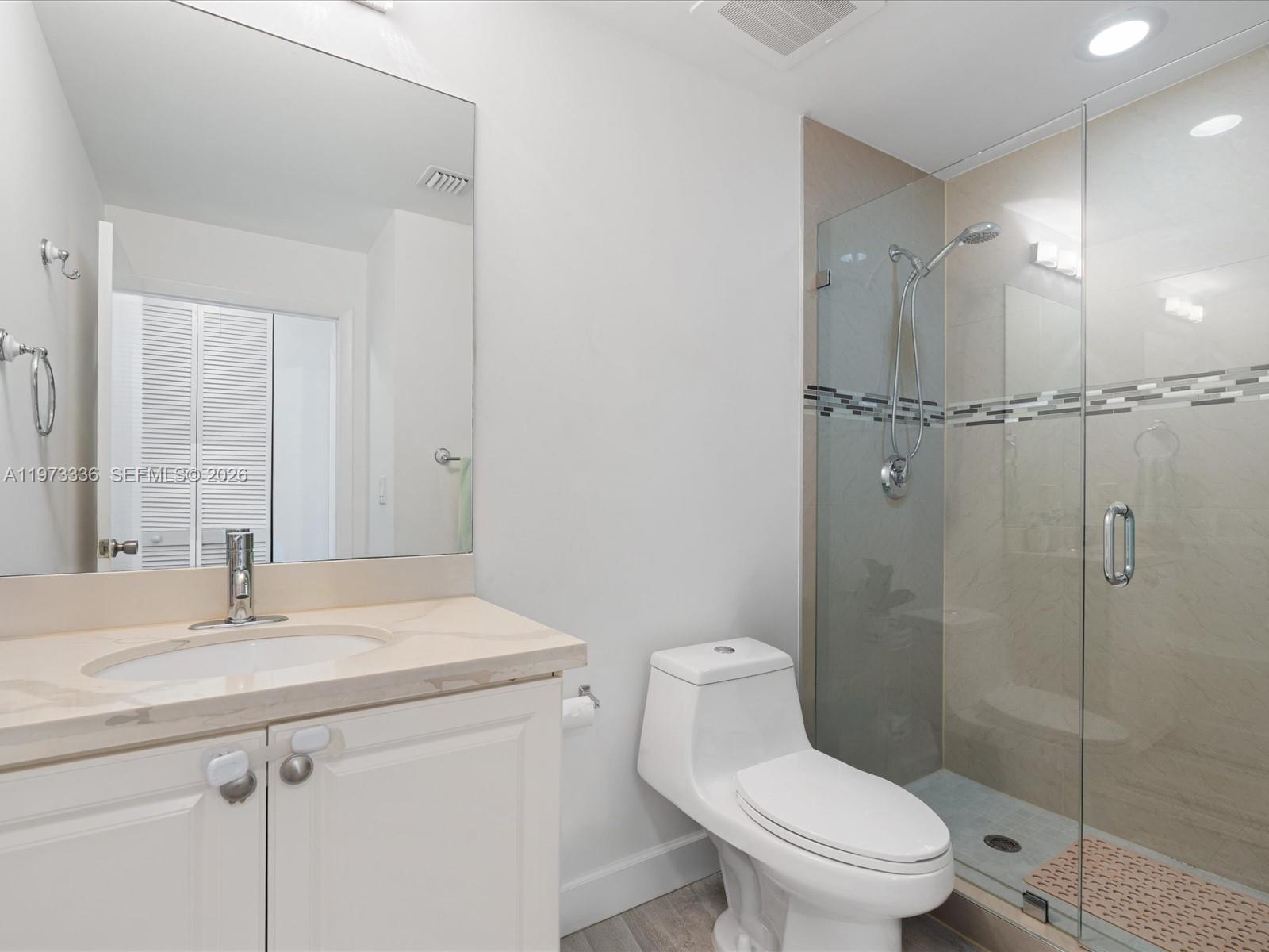 AVENTURA MARINA CONDO NUM - Residential