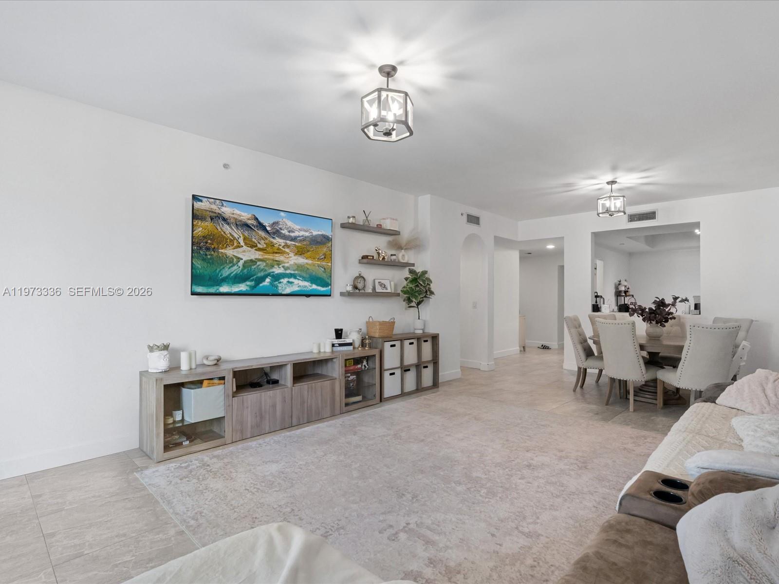 AVENTURA MARINA CONDO NUM - Residential