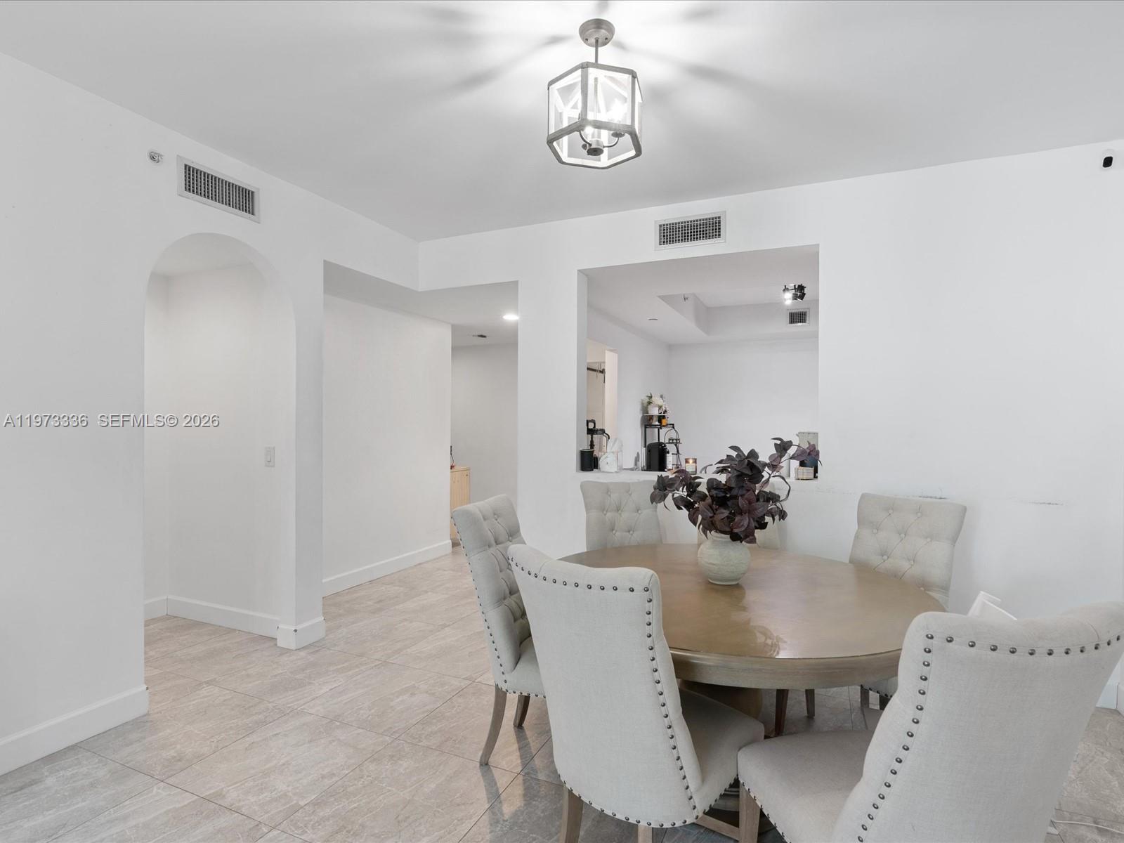 AVENTURA MARINA CONDO NUM - Residential