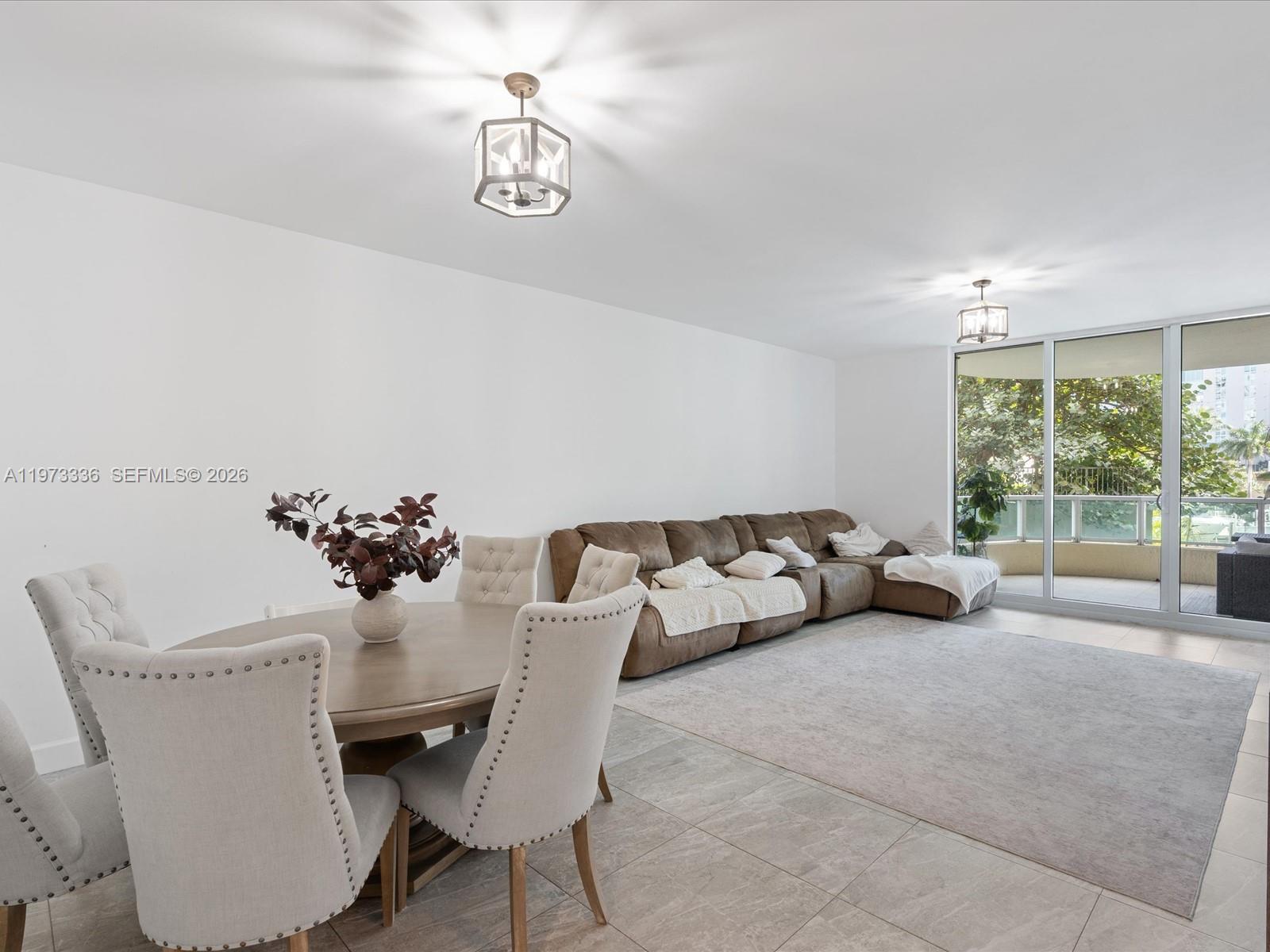 AVENTURA MARINA CONDO NUM - Residential