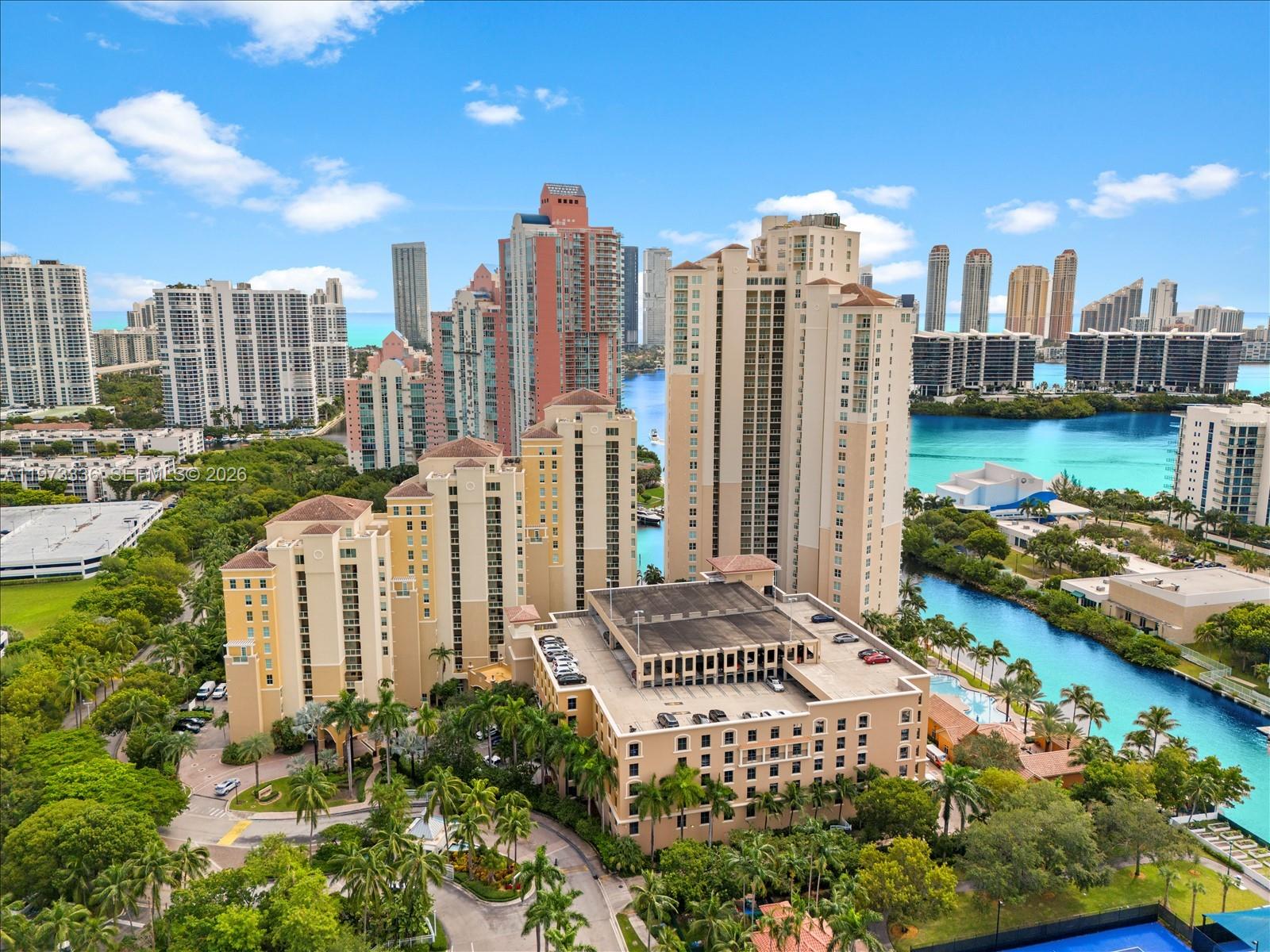 AVENTURA MARINA CONDO NUM - Residential