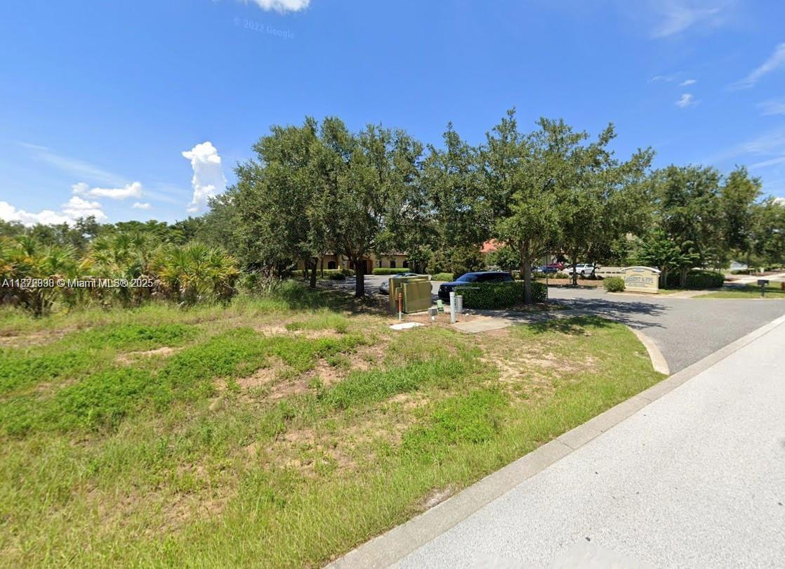 LAKE VIEW CENTER PHASE 1 - Commercial Sale