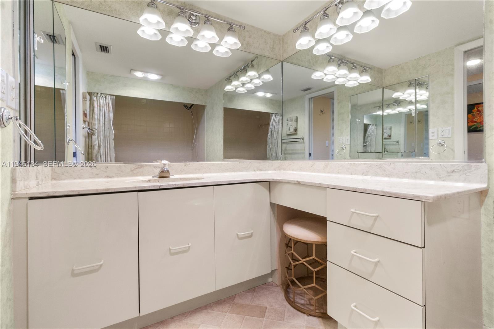 FAIRWAY PARK CONDO - Residential