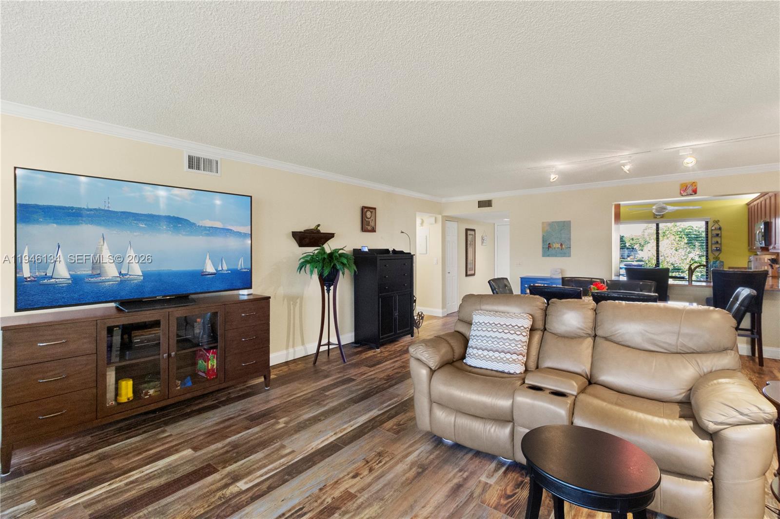 FAIRWAY PARK CONDO - Residential