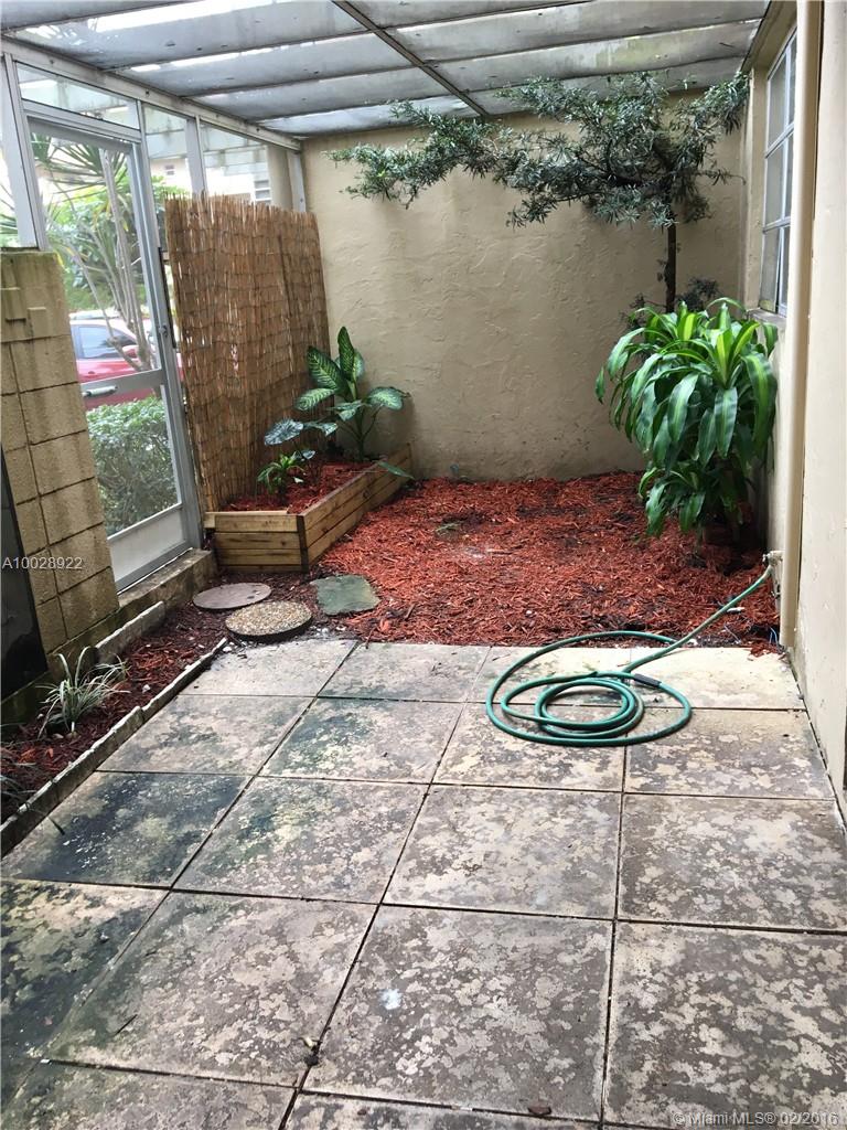 POLYNESIAN GARDENS 1 COND - Residential Lease