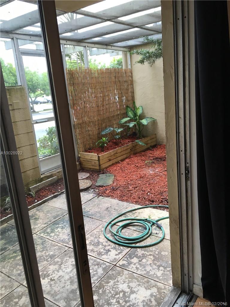 POLYNESIAN GARDENS 1 COND - Residential Lease